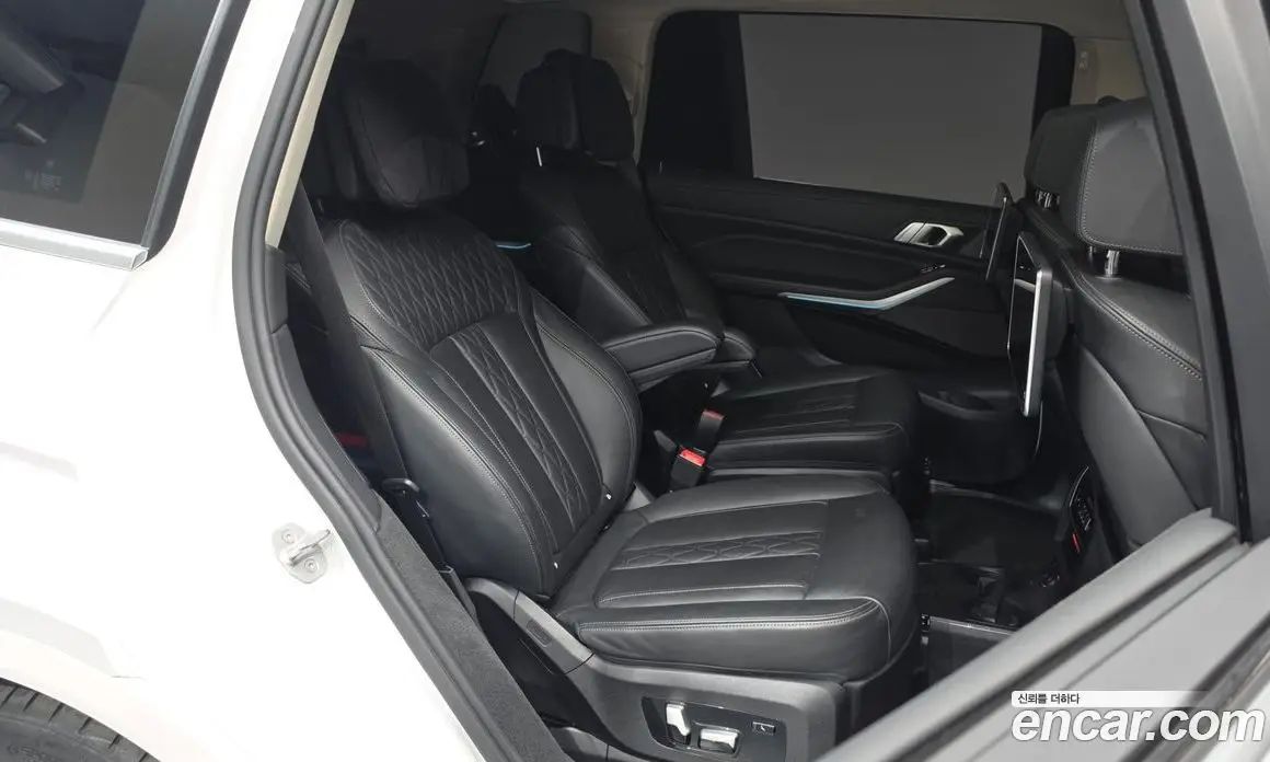 BMW X7 2020 3.0 автомат (гидро), фото 17