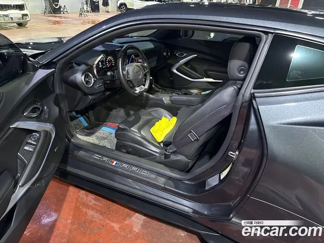 Chevrolet Camaro 2017 6.2 автомат (гидро), миниатюра 8