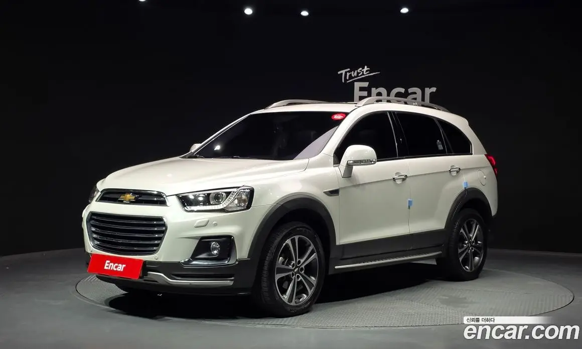 Chevrolet Captiva 2016 2.0 автомат (гидро), фото 1