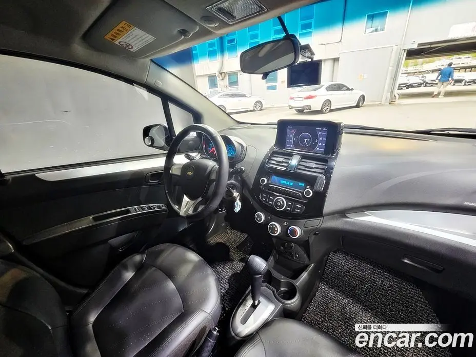 Chevrolet Spark 2014 1.0 автомат (гидро), фото 14