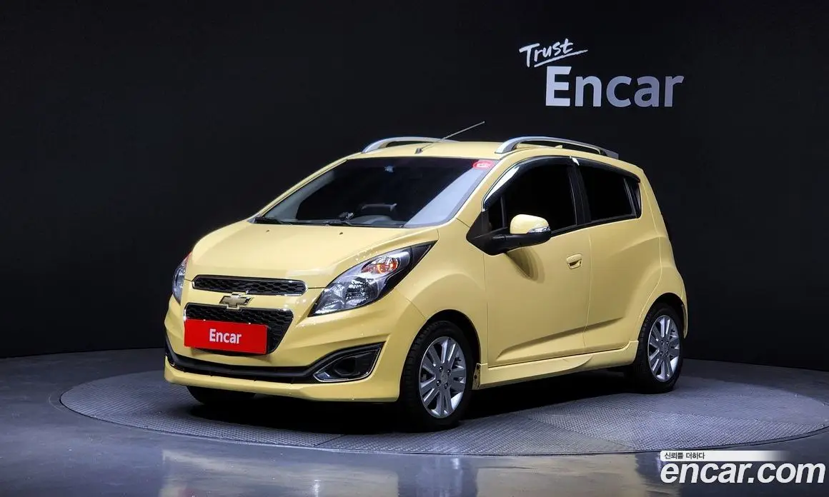Chevrolet Spark 2014 1.0 автомат (гидро), фото 1
