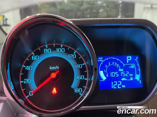 Chevrolet Spark 2015 1.0 автомат (гидро), миниатюра 10
