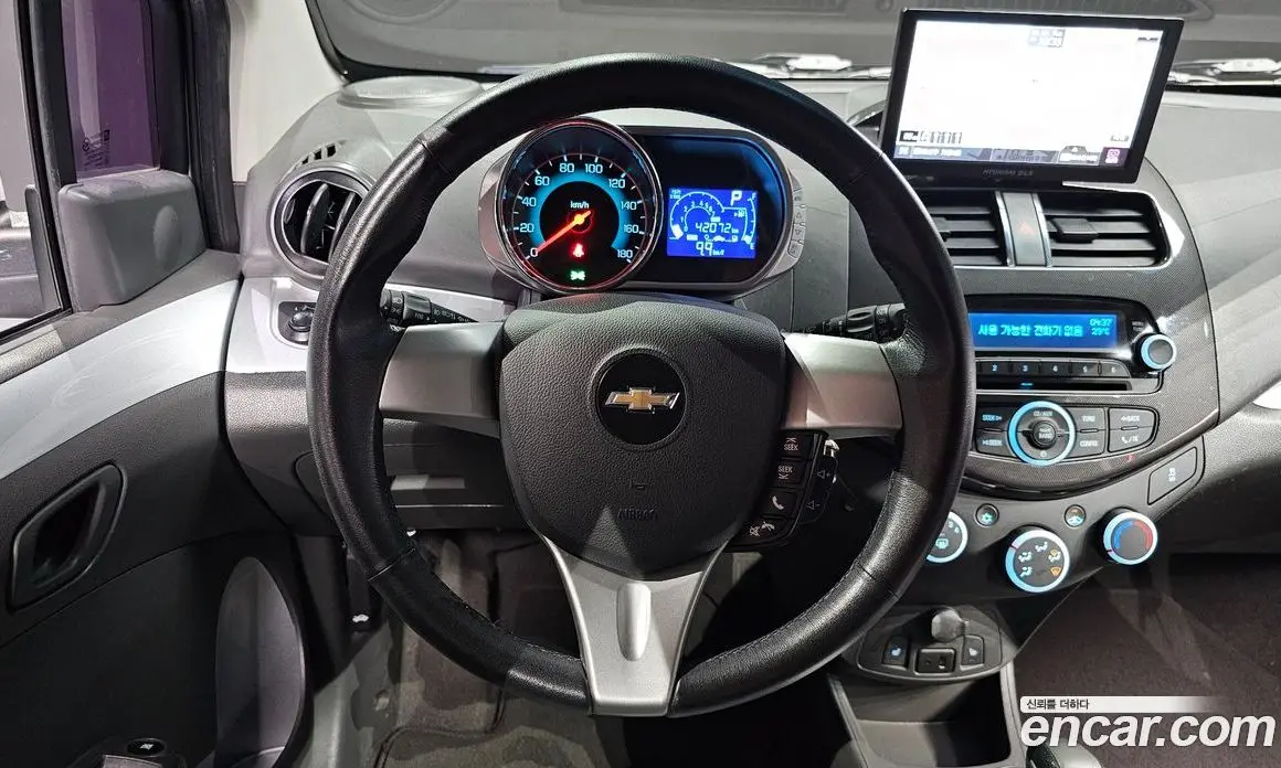 Chevrolet Spark 2015 1.0 автомат (гидро), фото 13