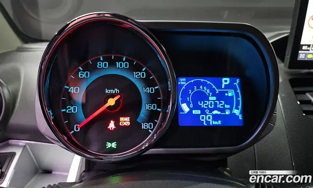 Chevrolet Spark 2015 1.0 автомат (гидро), миниатюра 8
