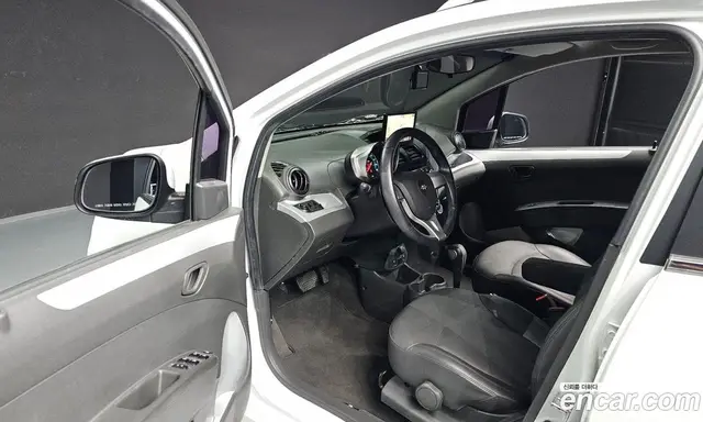 Chevrolet Spark 2015 1.0 автомат (гидро), миниатюра 10