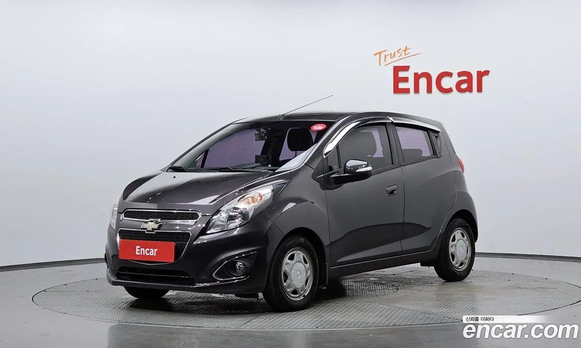 Chevrolet Spark 2015 1.0 автомат (гидро), фото 1