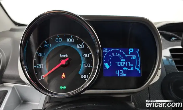 Chevrolet Spark 2015 1.0 автомат (гидро), миниатюра 11