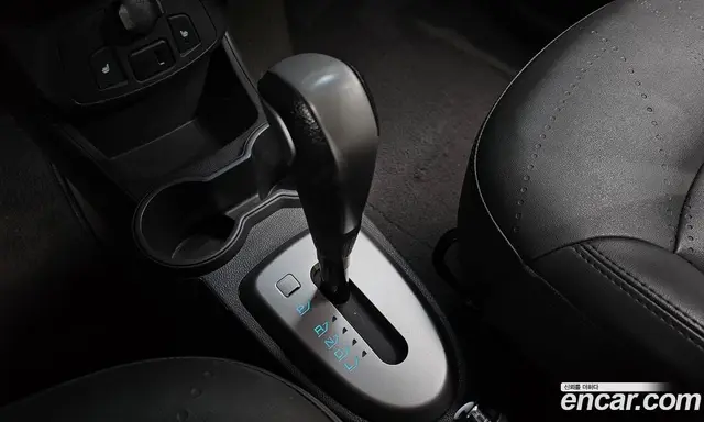 Chevrolet Spark 2015 1.0 автомат (гидро), миниатюра 12