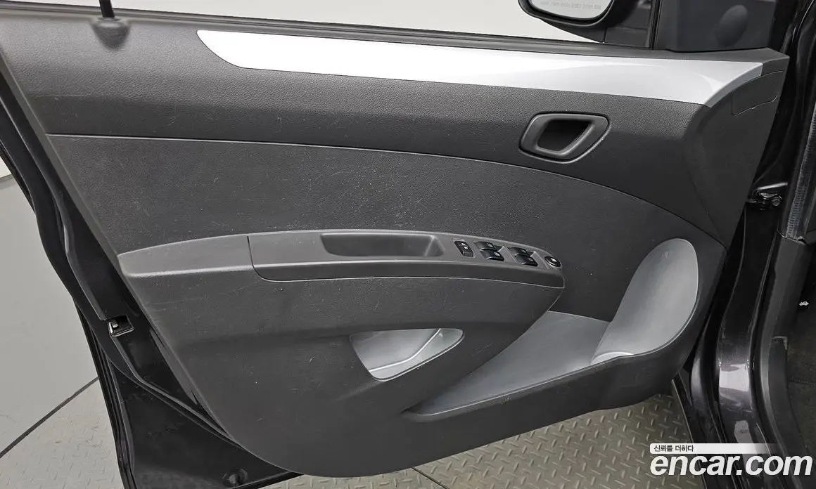 Chevrolet Spark 2015 1.0 автомат (гидро), фото 14