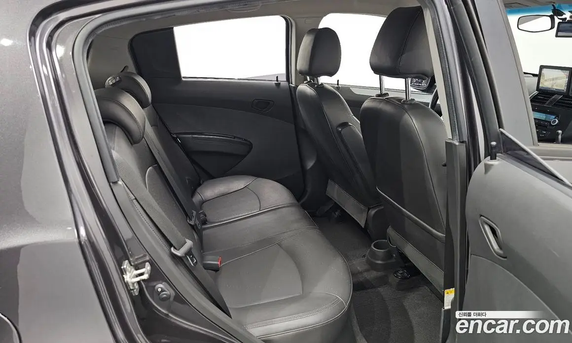 Chevrolet Spark 2015 1.0 автомат (гидро), фото 18