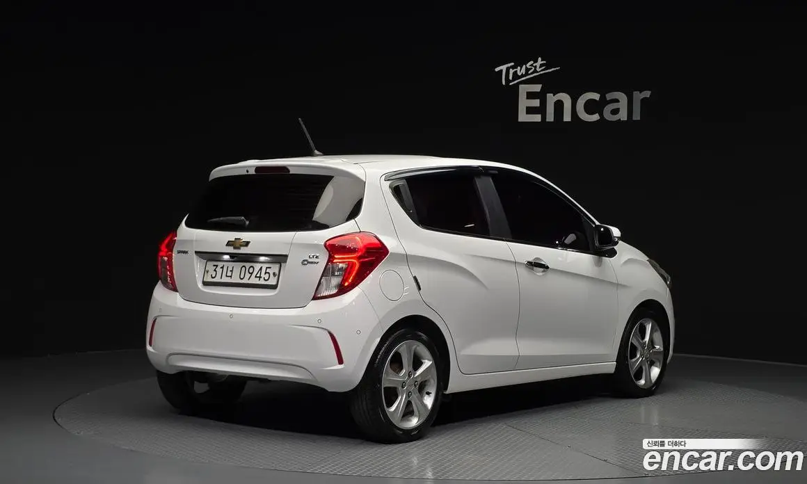 Chevrolet Spark 2015 1.0 автомат (гидро), фото 2