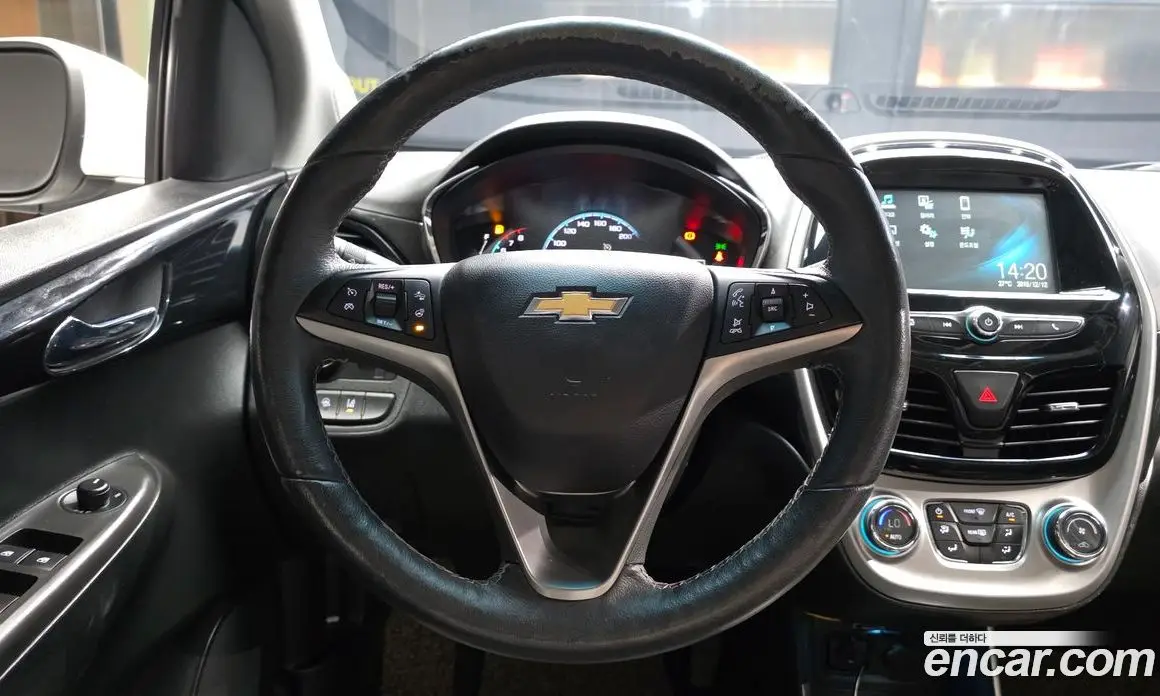 Chevrolet Spark 2015 1.0 автомат (гидро), фото 13
