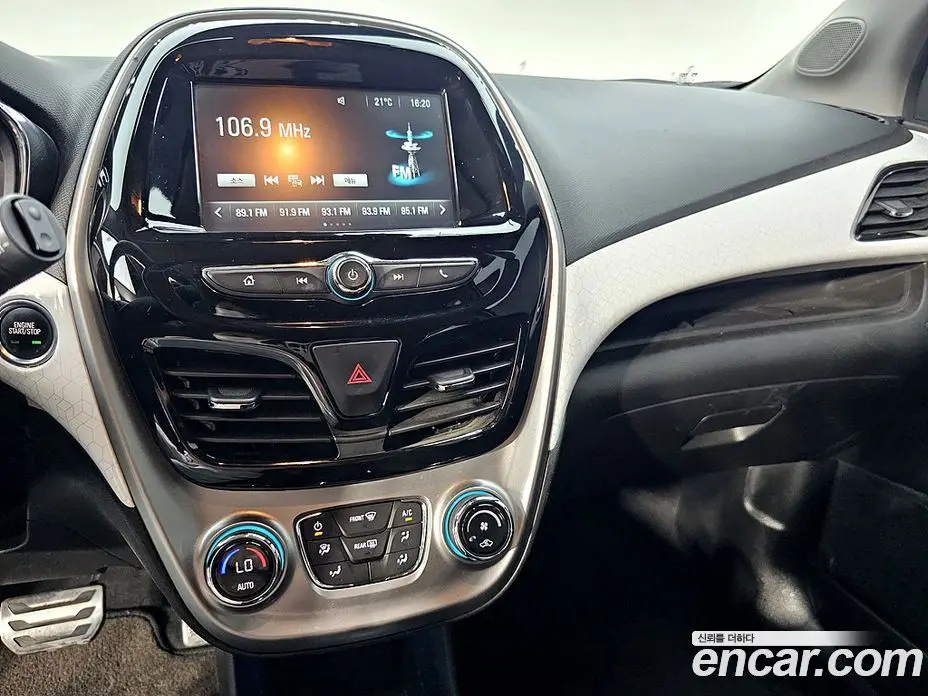 Chevrolet Spark 2016 1.0 автомат (гидро), фото 11