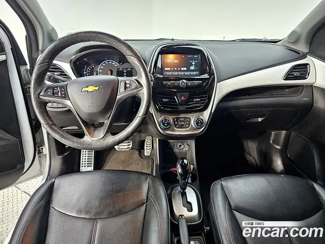 Chevrolet Spark 2016 1.0 автомат (гидро), миниатюра 7