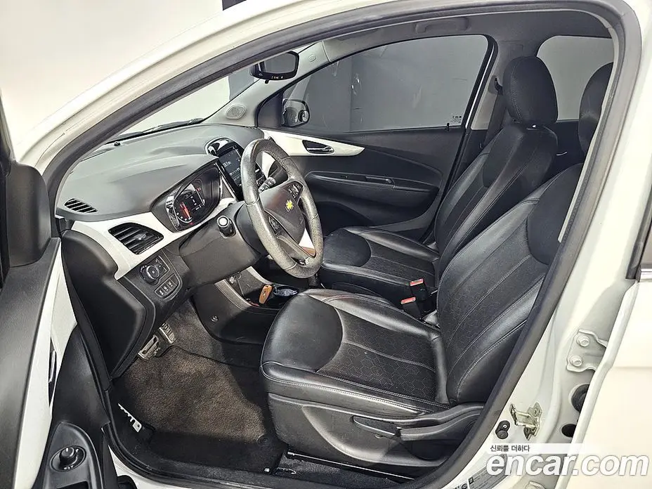 Chevrolet Spark 2016 1.0 автомат (гидро), фото 8