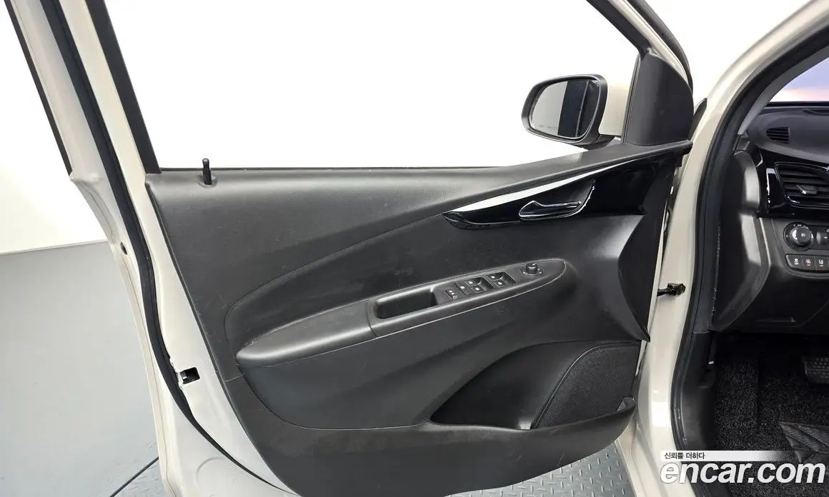 Chevrolet Spark 2016 1.0 автомат (гидро), фото 13