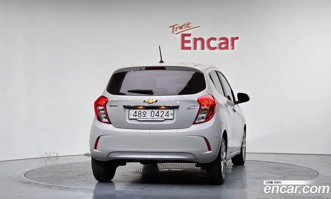 Chevrolet Spark 2016 1.0 автомат (гидро), фото 3