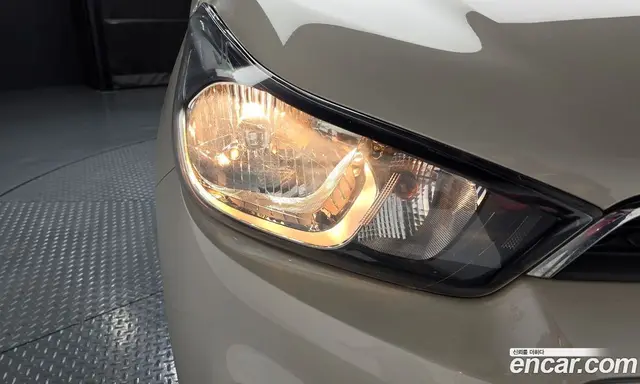 Chevrolet Spark 2016 1.0 автомат (гидро), миниатюра 7