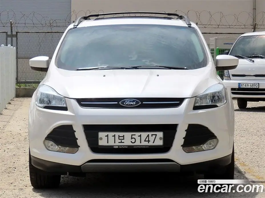 Ford Escape 2015 1.6 автомат (гидро), фото 1 Ford Escape 2015 1.6 автомат (гидро), фото 1