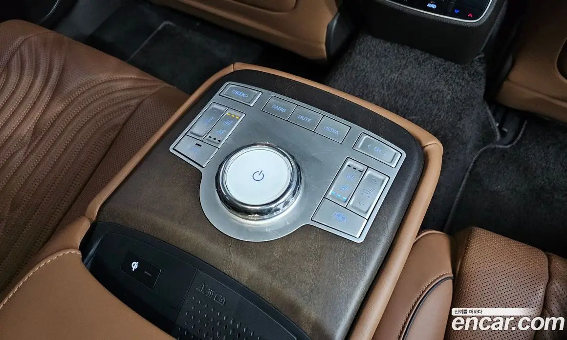 Genesis G80 2023 2.5 автомат (гидро), фото 19