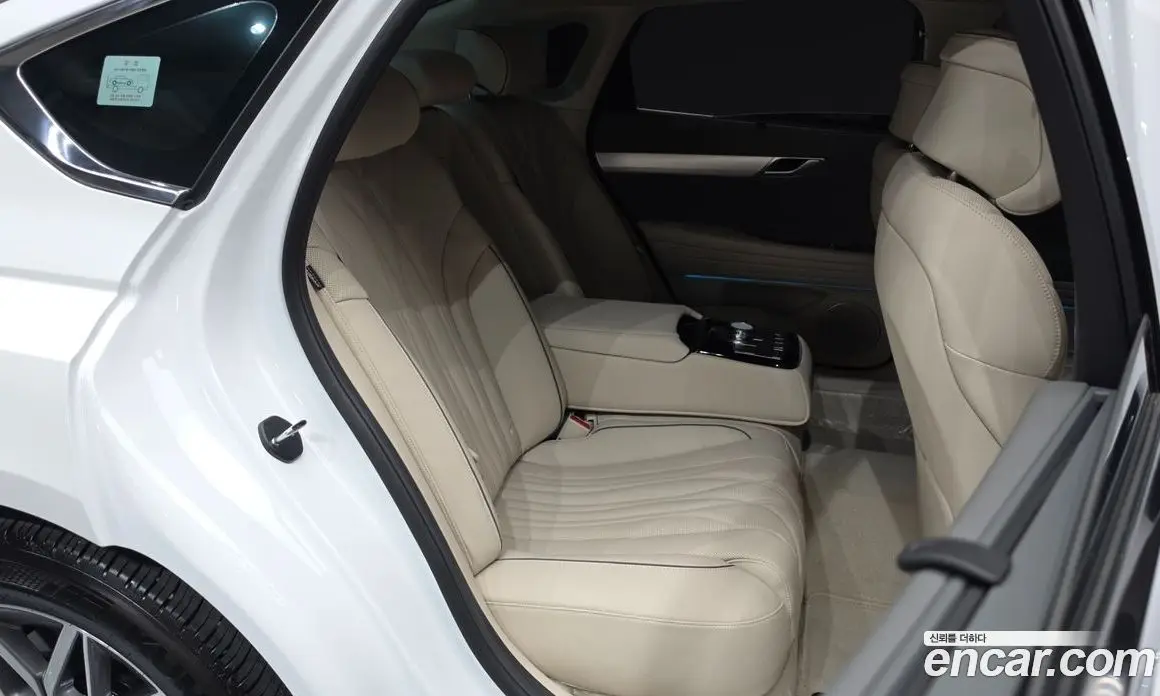 Genesis G80 2025 2.5 автомат (гидро), фото 18
