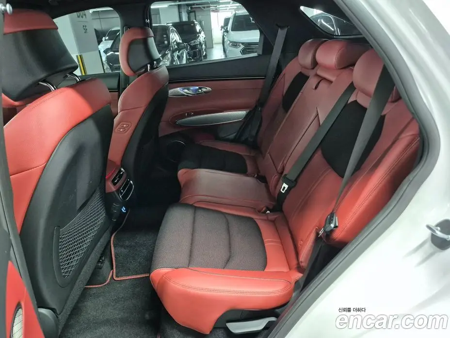 Genesis GV70 2021 2.5 автомат (гидро), фото 13