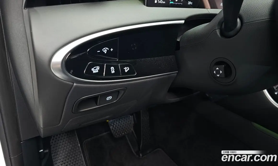 Genesis GV70 2024 2.5 автомат (гидро), фото 22