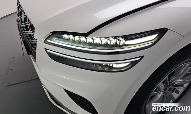 Genesis GV70 2024 2.5 автомат (гидро), миниатюра 7