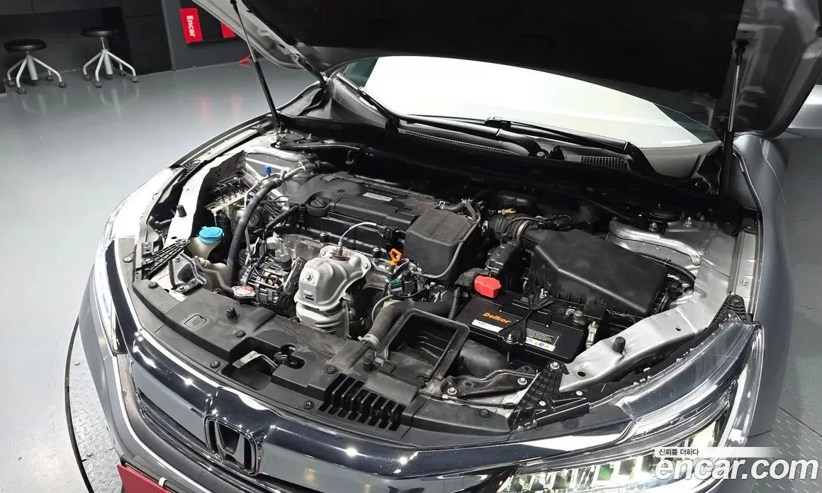 Honda Accord 2016 2.4 автомат (гидро), фото 6 Honda Accord 2016 2.4 автомат (гидро), фото 6