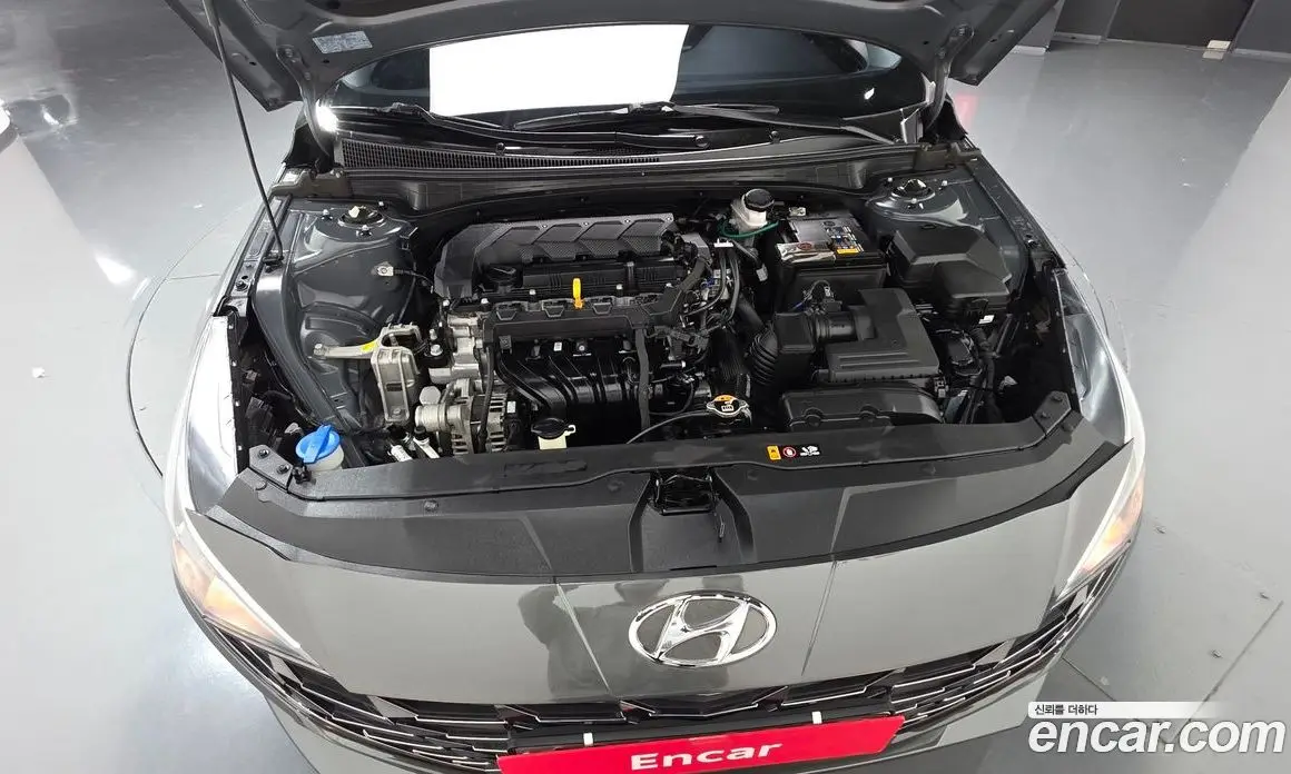 Hyundai Avante 2020 1.6 автомат (гидро), фото 6