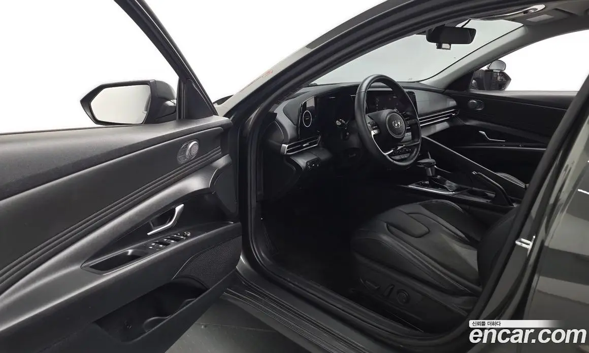 Hyundai Avante 2020 1.6 автомат (гидро), фото 10