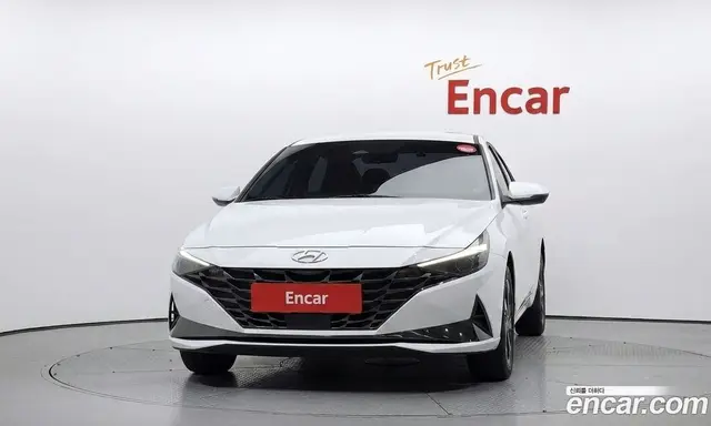 Hyundai Avante 2023 1.6 автомат (гидро), миниатюра 3