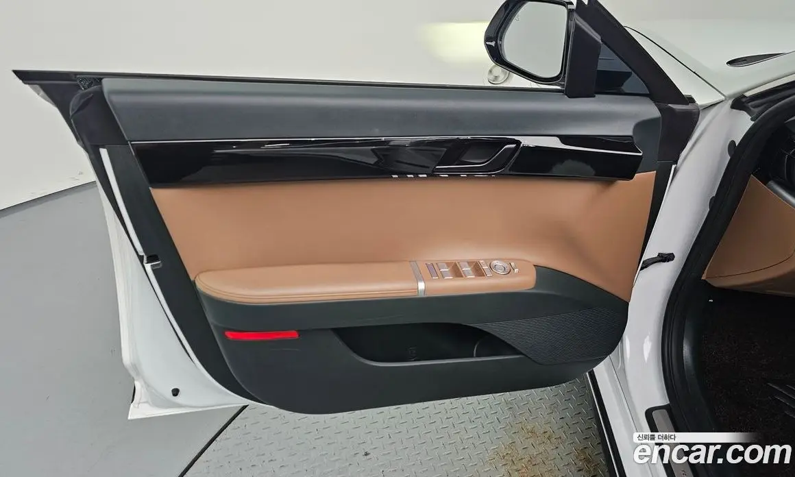 Hyundai Grandeur 2024 2.5 автомат (гидро), фото 14