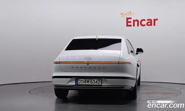 Hyundai Grandeur 2024 2.5 автомат (гидро), миниатюра 4