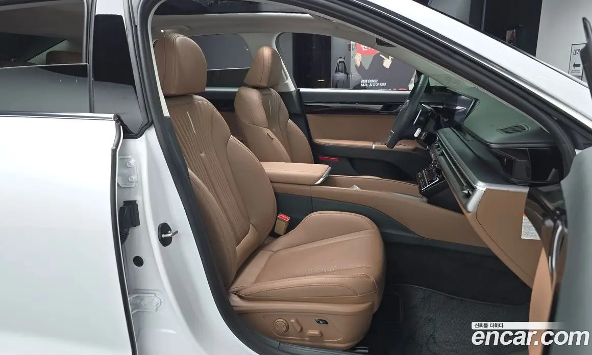 Hyundai Grandeur 2025 1.6 автомат (гидро), фото 16