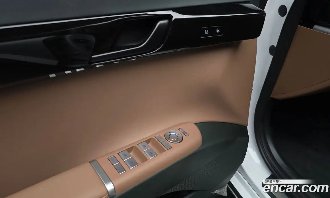 Hyundai Grandeur 2025 1.6 автомат (гидро), фото 27