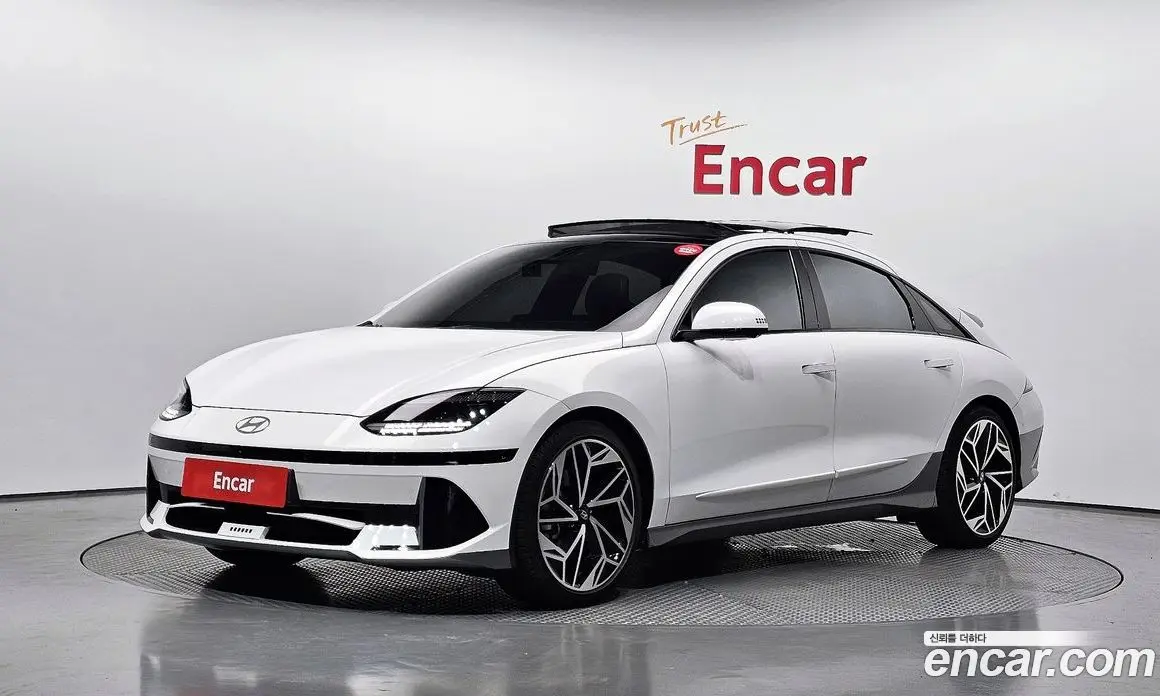 Hyundai Ioniq 6 2022 0.1 автомат (гидро), фото 1