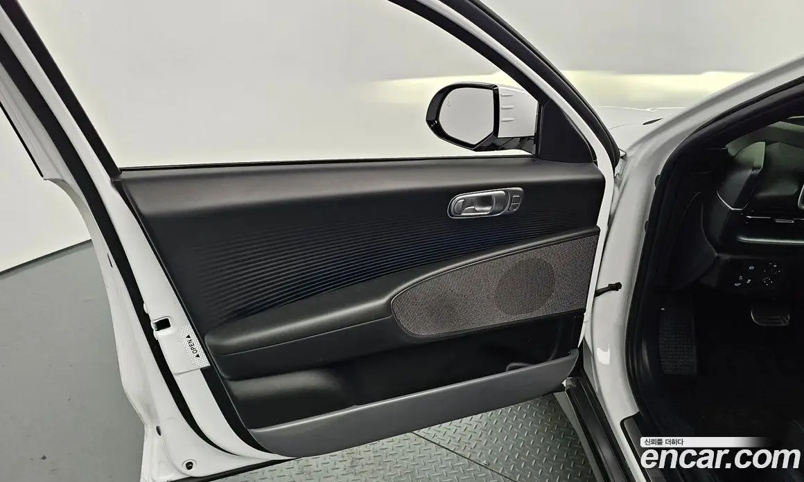 Hyundai Ioniq 6 2022 0.1 автомат (гидро), фото 14