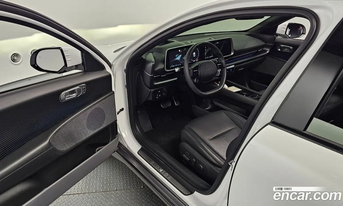 Hyundai Ioniq 6 2022 0.1 автомат (гидро), фото 17