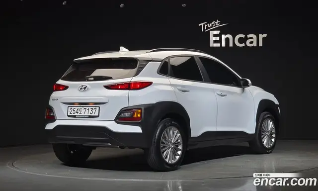 Hyundai Kona 2020 1.6 автомат (гидро), миниатюра 2