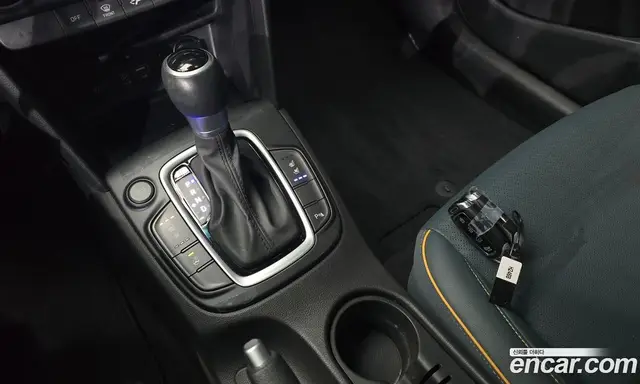 Hyundai Kona 2020 1.6 автомат (гидро), миниатюра 12