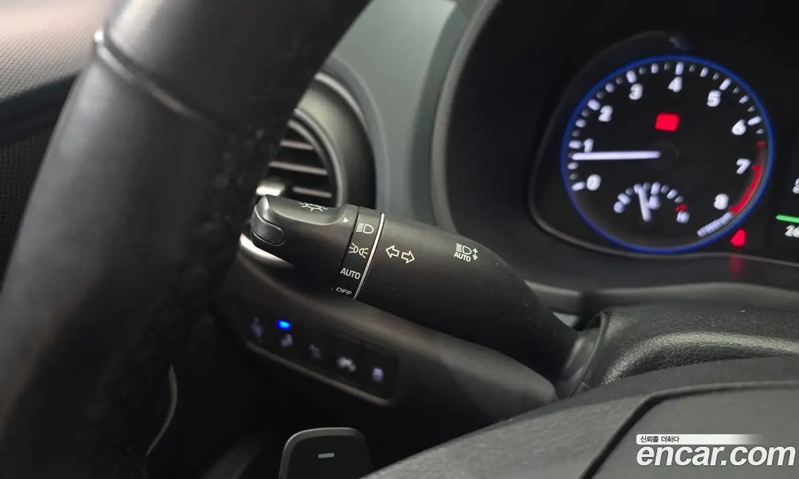 Hyundai Kona 2020 1.6 автомат (гидро), фото 27