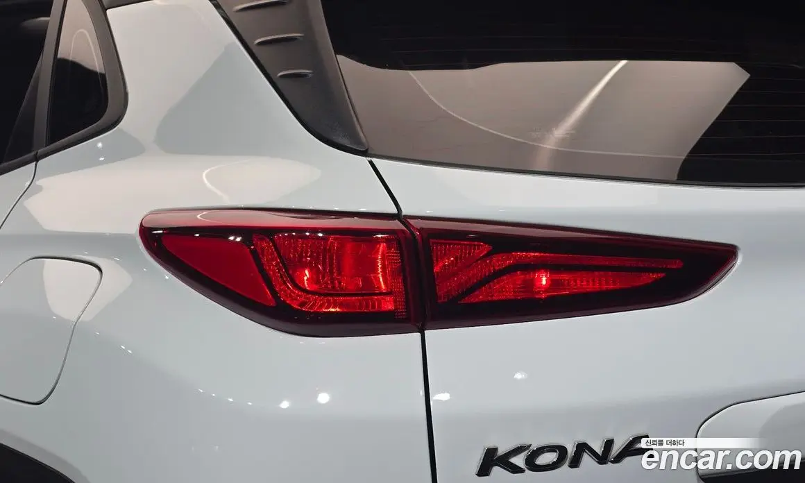 Hyundai Kona 2020 1.6 автомат (гидро), фото 9