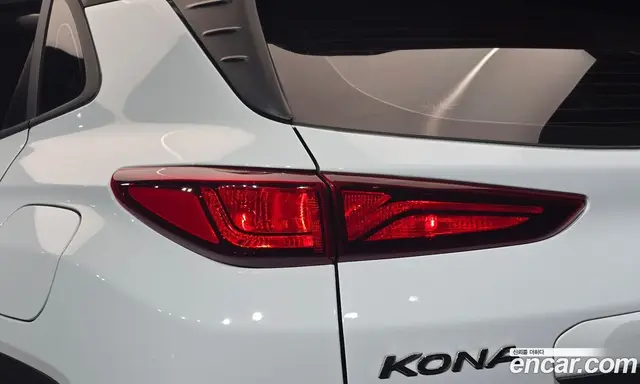 Hyundai Kona 2020 1.6 автомат (гидро), миниатюра 9
