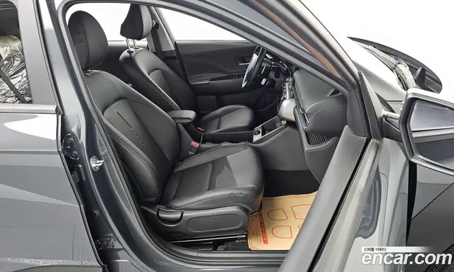 Hyundai Kona 2023 1.6 автомат (гидро), миниатюра 12