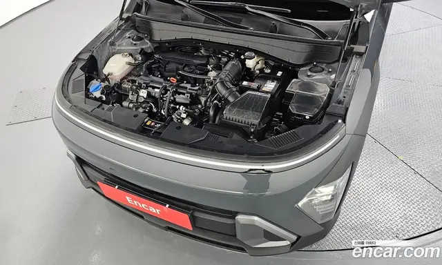 Hyundai Kona 2023 1.6 автомат (гидро), миниатюра 6