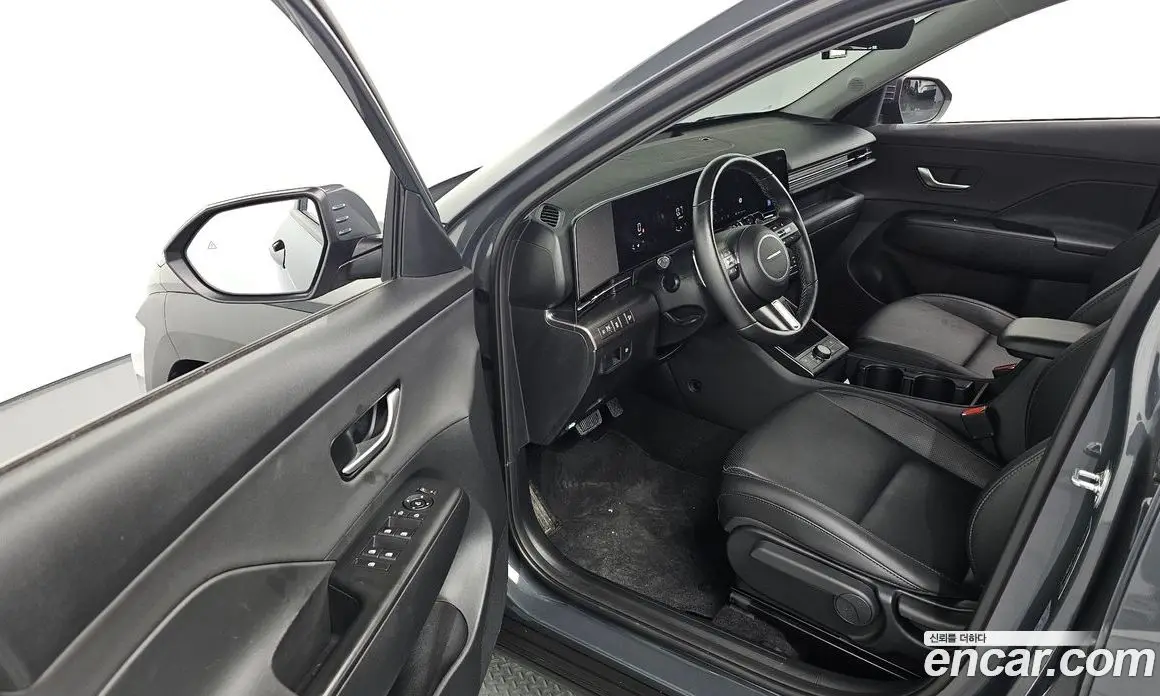 Hyundai Kona 2023 1.6 автомат (гидро), фото 10
