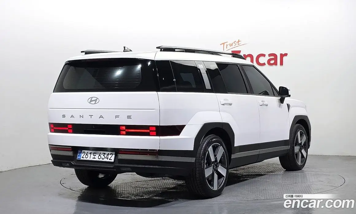 Hyundai Santa Fe 2024 1.6 автомат (гидро), фото 2