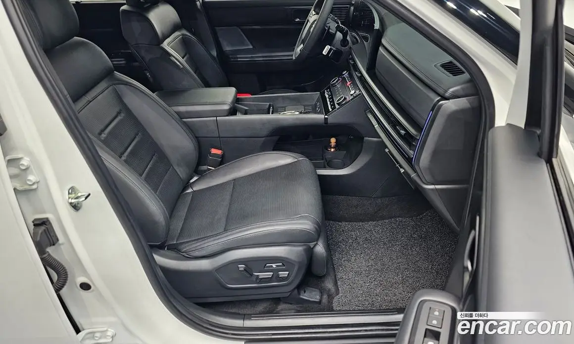 Hyundai Santa Fe 2024 2.5 автомат (гидро), фото 16