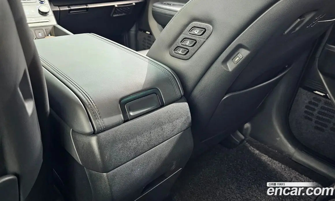 Hyundai Santa Fe 2024 2.5 автомат (гидро), фото 31